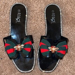 NEW WITH TAGS - Rouge Jelly Slides ❤️🐝💚